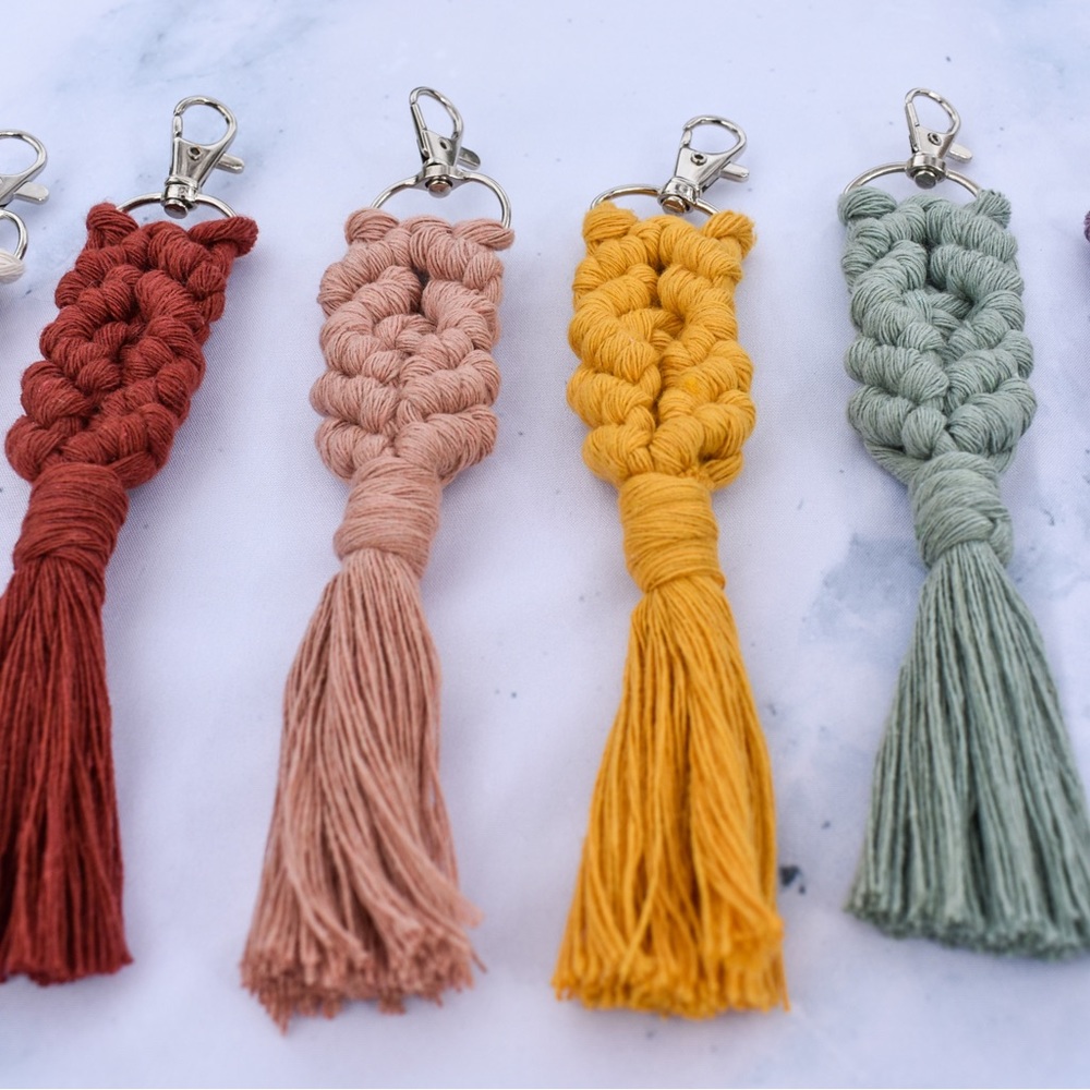 Macrame Keychains - Picture 5 of 6